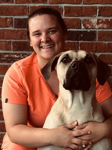 Chelsey, Kennel Assistant